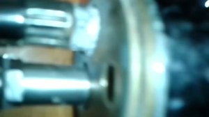 Как открутить шлангочку на смесителе, если она прикипела, а кран прокручивается