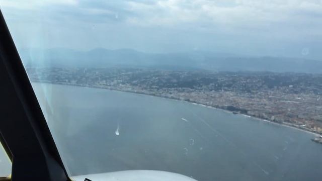 Approach on Nice Airport. смотреть онлайн