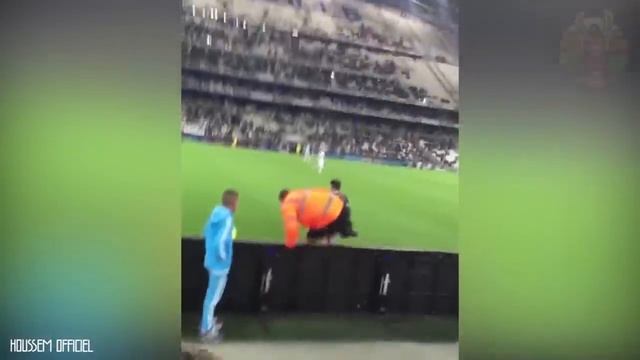 10 Moments où Les Fans Sont Allés Trop Loin смотреть онлайн
