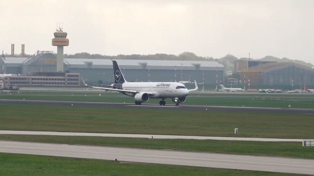 Cloudy Takeoffs at Hamburg Airport (HAM) Plane Spotting November 2022 смотреть онлайн