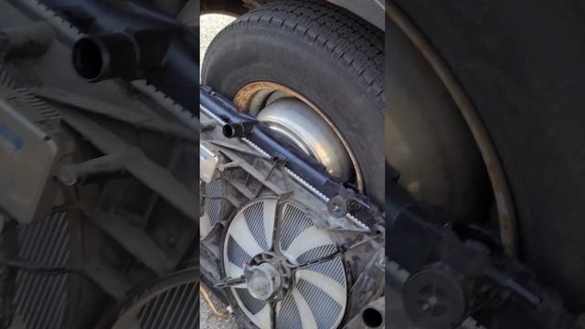 2010 Lexus es350 Alternator replacement pt1 смотреть онлайн