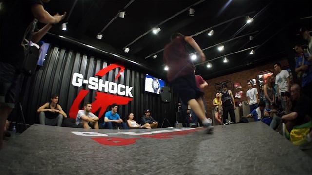 Groovy John vs Atazhan - Footwork - G-Shock Bboy Battle смотреть онлайн