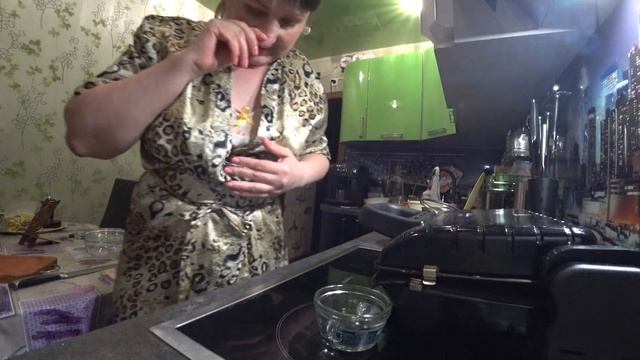 VLOG ВСЕМ СПАСИБО! погода +21/покупка продуктов/готовлю окрошку, мясо на гриле, разговор /мукбанг смотреть онлайн