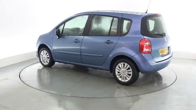 2011 RENAULT GRAND MODUS DYNAMIQUE DCI смотреть онлайн
