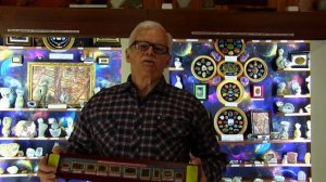 Миниатюрные чудо-картины на срезах самоцветов из уникальной коллекции Александра Кулиша.