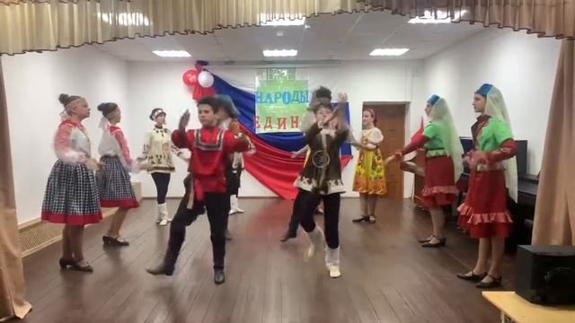 Танец "Дружба народов" смотреть онлайн