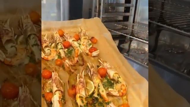 Лангустины из Аргентины смотреть онлайн