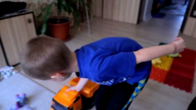 ОПЯТЬ ЗАПАС ЕДЫ // хорошая акция в Ленте / Миша идет на развивашки смотреть онлайн