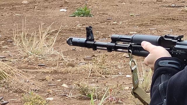 Стрельба с АК-74М смотреть онлайн