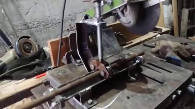 Прижим для резки труб и не только к отрезному станку смотреть онлайн