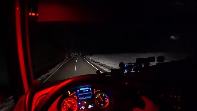 Ночью по Лесному Серпантину. Странная дорога, забрел в поле. смотреть онлайн