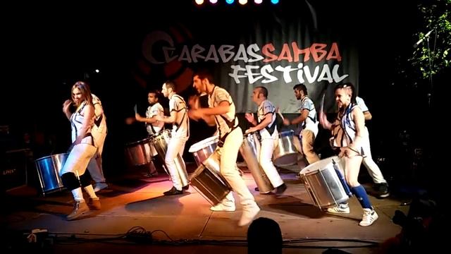 Batucada Mallorca Bloco Ayan Samba Reggae Coreografia смотреть онлайн
