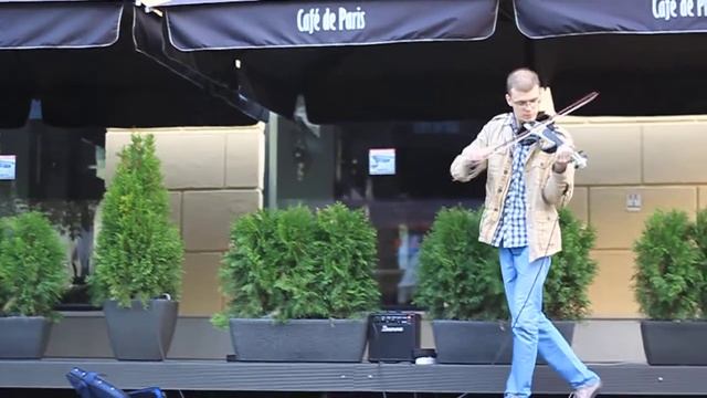 Live looping at Karl Marx street (Minsk, Belarus): violin, beatbox. Part 2 смотреть онлайн