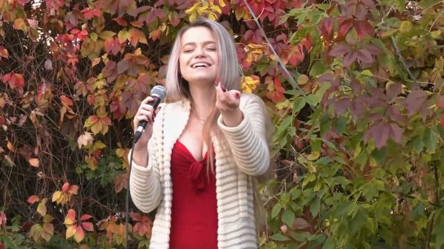 Стихотворение С. А. Есенина "Плясунья" смотреть онлайн