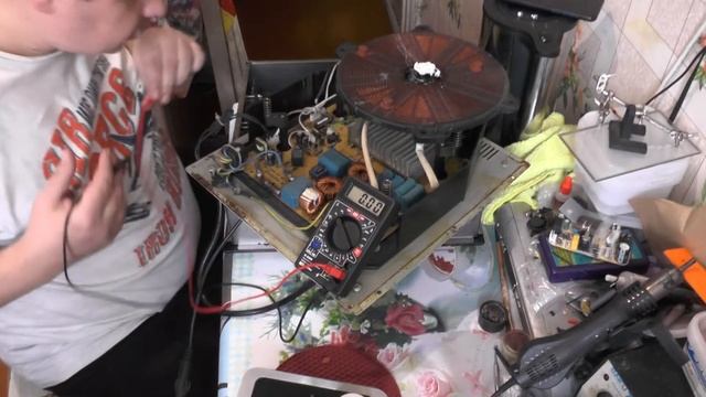 Индукционная плита GASTRORAG TZ BT-350T. Долгая диагностика и простой ремонт. Я перехожу на Дзен. смотреть онлайн