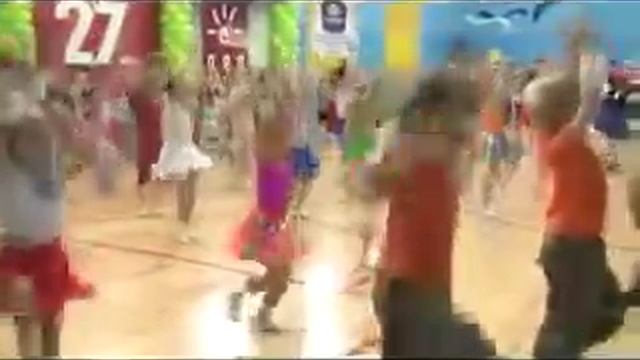 Фитнес прорыв-2016. Общий танец. Младшая группа смотреть онлайн