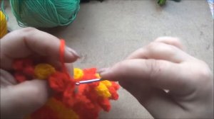 Грелка на чайник крючком