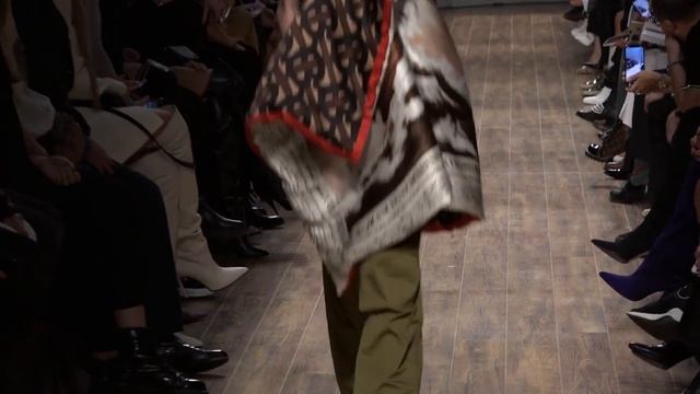 DLT FASHION SHOW ОСЕНЬ-ЗИМА 19/20 смотреть онлайн