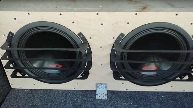 Alpine Swr 12d4 в зя две камеры по 39 литров