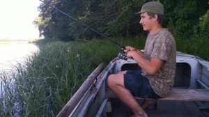 РЫБАЛКА на реке СЕВЕРСКИЙ ДОНЕЦ!!! Ловля ОКУНЯ и ГОЛОВЛЯ!!! Трёхдневная РЫБАЛКА с ЛОДКИ!!!