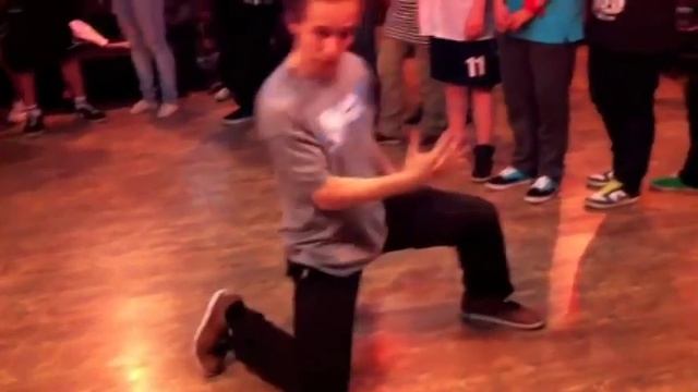 Vitek клубные танцы - Dance Mix смотреть онлайн