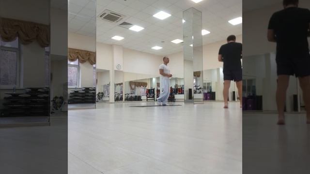 занятия йогой Денис 30 октября 2019 ч.1 смотреть онлайн