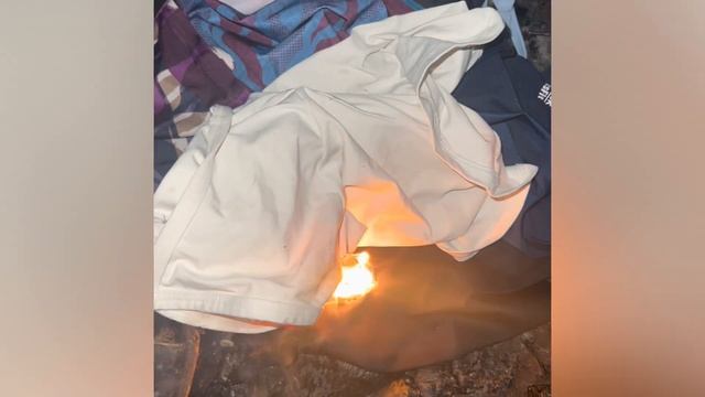 I burnt my gym clothes. Adidas swimsuit, Reebok Top, Calvin Klein Tanktop, tights up in flames! смотреть онлайн