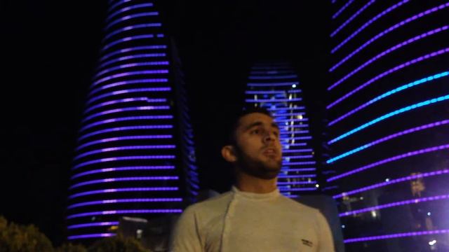 Баку,Flame Towers.Башни Языков Пламени.Baki,Flame Towers Binalari смотреть онлайн