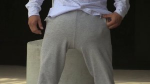 Outtake: Ed pees his pants.