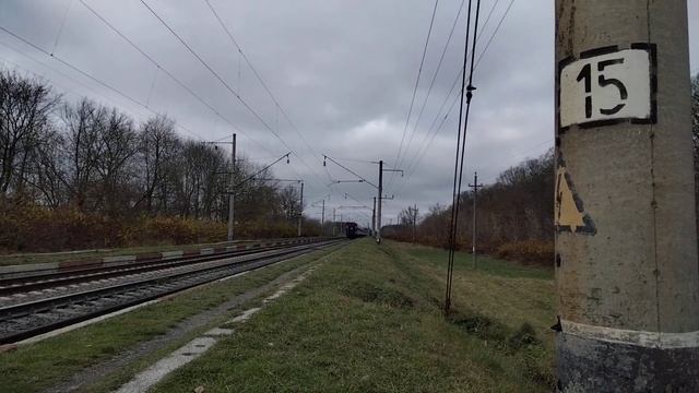 ЧС4-173 з пас. поїздом №191 Київ-Львів та ЧС4-099 з пас. поїздом №772 Хмельницький-Київ смотреть онлайн