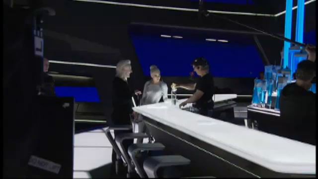 Tron Legacy - Michael Sheen Behind The Scenes смотреть онлайн