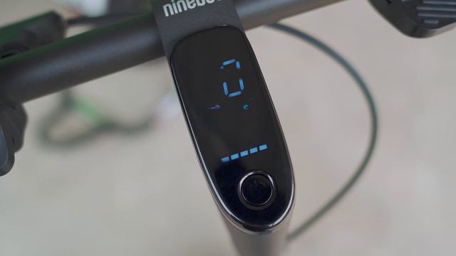 รีวิว สกู๊ตเตอร์ไฟฟ้า Ninebot D18W สมรรถนะดีเกินราคารถ смотреть онлайн
