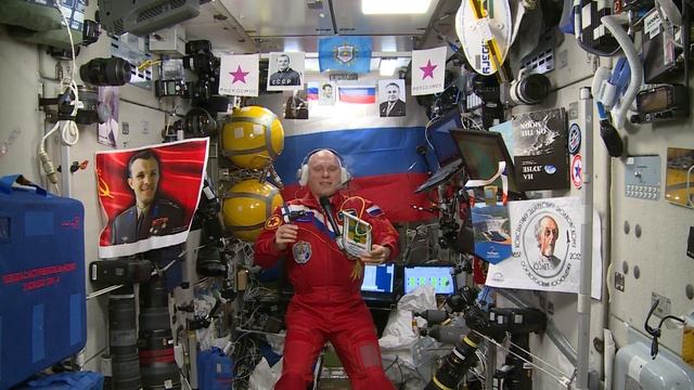 Поздравление для Саяногорска с МКС ко Дню металлурга смотреть онлайн