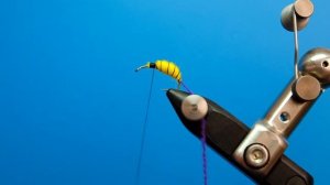 Вяжем муху на хариуса которая ловит с весны до осени