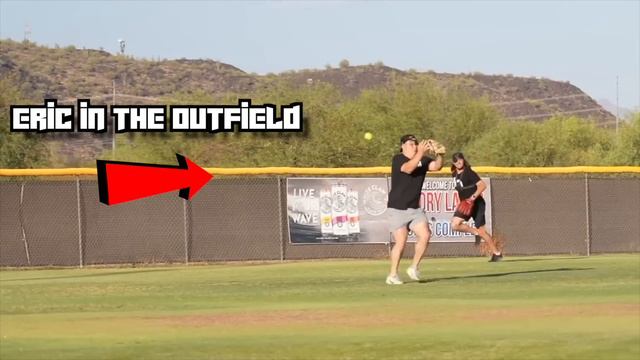 Hall of Fame Pitcher VS Former Minor League Player смотреть онлайн