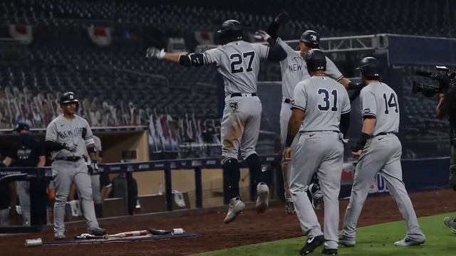 On-field view of Giancarlo' Stanton's GRAND SLAM against Rays in ALDS Game 1! смотреть онлайн