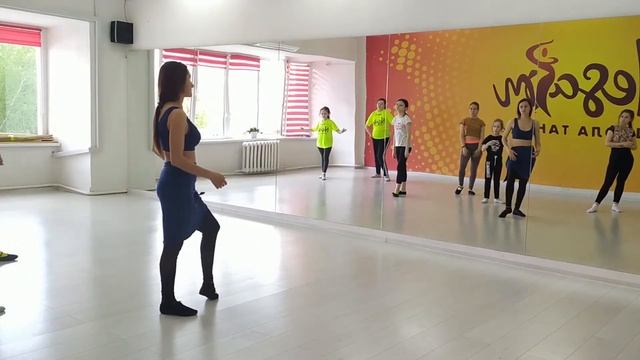 Восточные танцы / Ювеналы + Юниоры - Видеоурок 5 смотреть онлайн