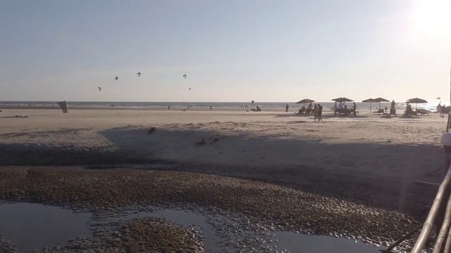 walking in goa.road to mandrem beach.dji osmo pocket cinematic.with kites and crazy dunes.trip mix смотреть онлайн