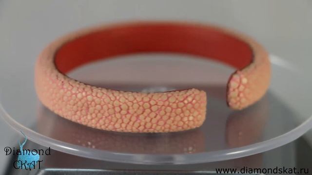 Браслет из кожи ската (цвет бледно-розовый) смотреть онлайн
