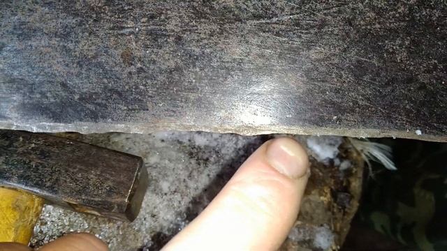 ОТБИВАЮ КОСУ СВОИМИ РУКАМИ. ПОДГОТОВКА РУЧНОЙ КОСЫ К ПОКОСУ. смотреть онлайн