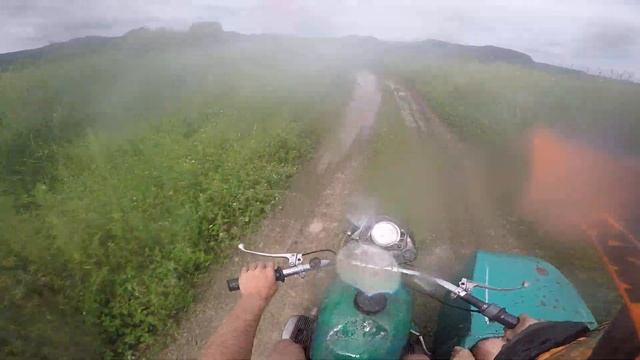 Покатушки на урале по лужам на скорости от 1 лица смотреть онлайн