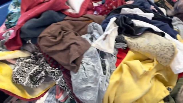 Купила маме подарок на свалке в США. Много классных находок. Coach, LULULEMON смотреть онлайн