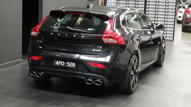 VOLVO V40 T5 ENHANCED BY HEICO SPORTIV смотреть онлайн