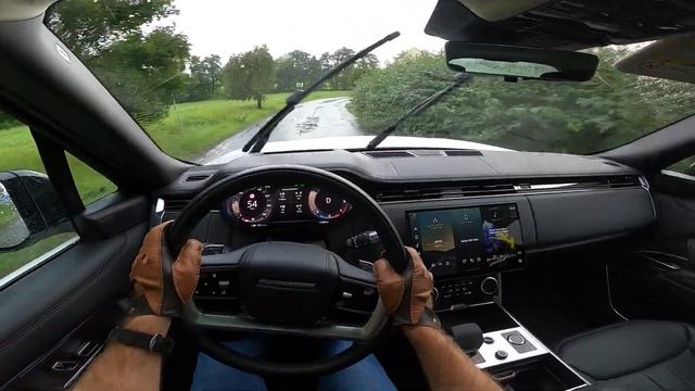 2022 Range Rover P530 | POV test drive in rain смотреть онлайн