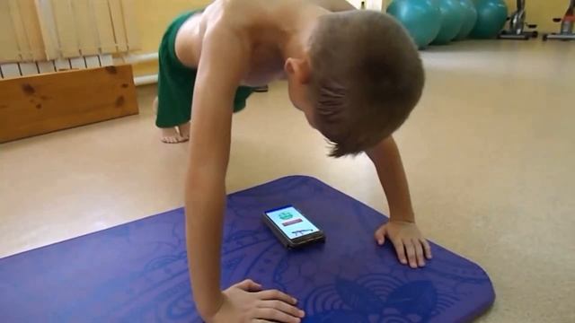 Первые соревнования по отжиманиям смотреть онлайн