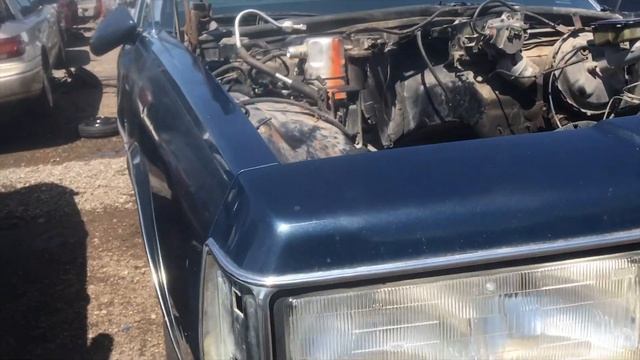 Junk Yard Find 1989 Box Chevy Caprice смотреть онлайн