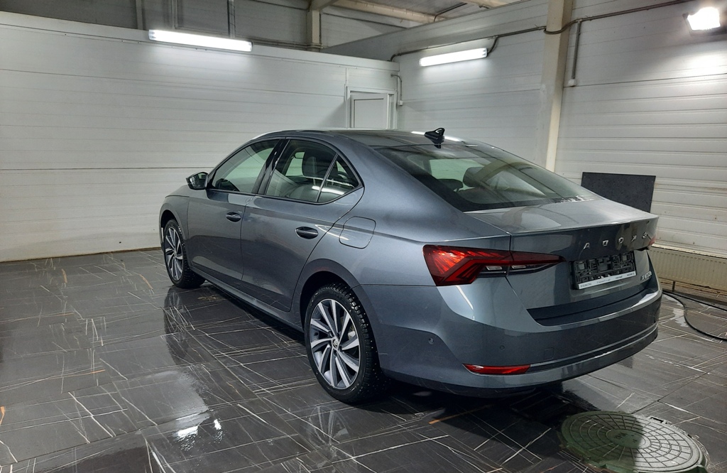 Как Мы Забирали и Гнали Новую Skoda A8 (2022)