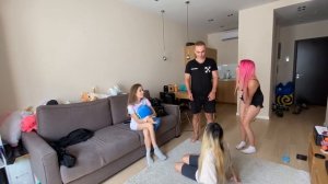 Моя ДЕВУШКА СПАЛИЛА меня с ПОДРУГОЙ! ИЗМЕНА ПРАНК !ПРОВЕРКА на РЕВНОСТЬ