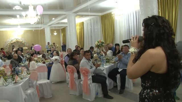 Сестра поёт песню на свадьбе смотреть онлайн