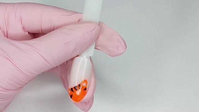 Символ года 2022 | Новогодний дизайн ногтей | Тигр на ногтях смотреть онлайн